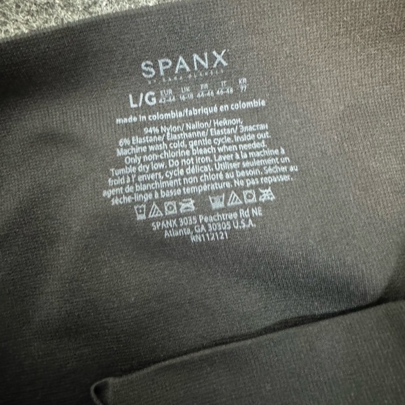 SPANX Look At Me Now Legging in Very Black L - Picture 6 of 7